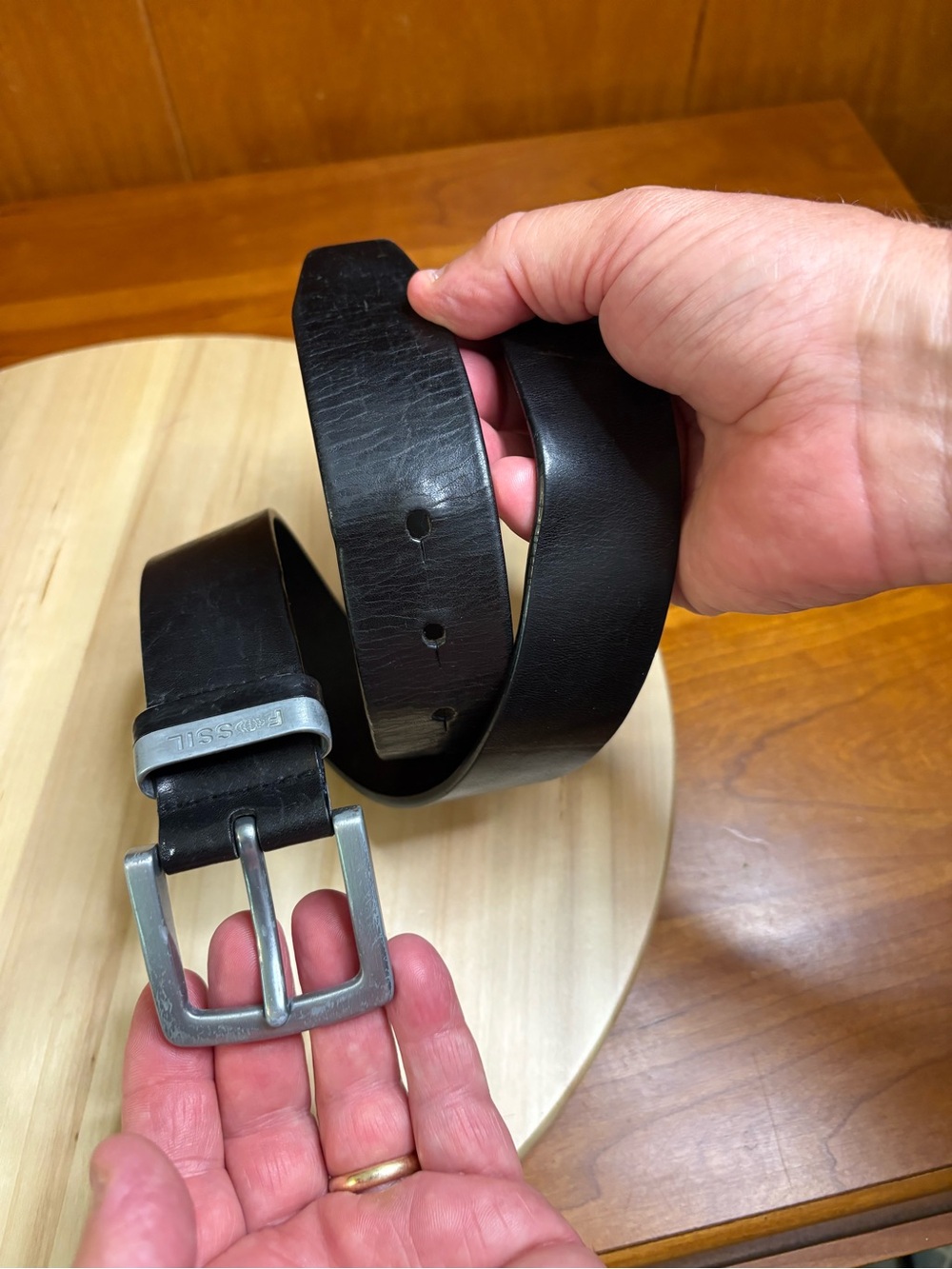 Black leather fossil men’s bellt